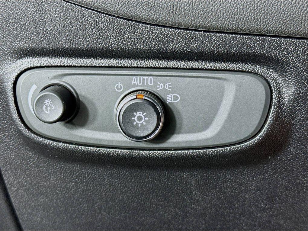 used 2019 Chevrolet Equinox car, priced at $10,800