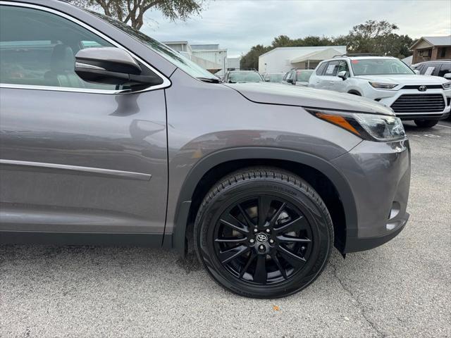 used 2019 Toyota Highlander car, priced at $31,000