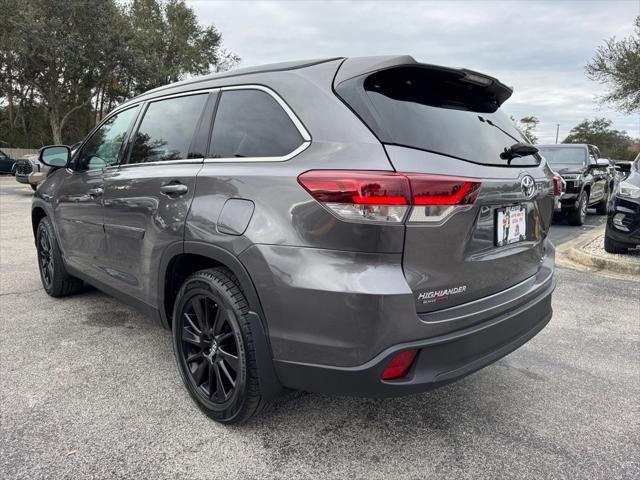 used 2019 Toyota Highlander car, priced at $31,000