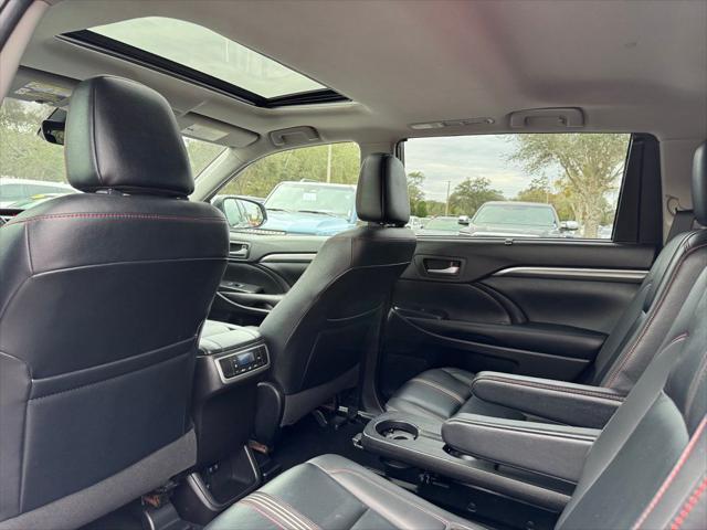 used 2019 Toyota Highlander car, priced at $31,000