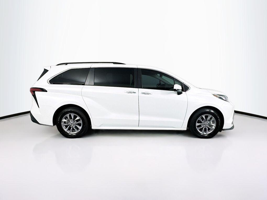 used 2022 Toyota Sienna car, priced at $31,300