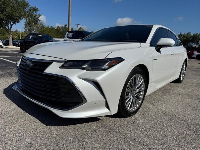 used 2019 Toyota Avalon Hybrid car, priced at $25,900