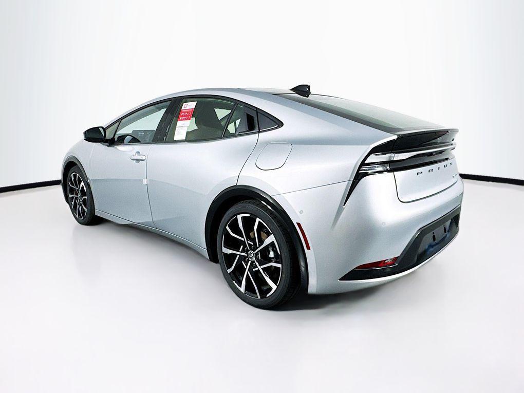 new 2026 Toyota Prius Plug-In Hybrid car, priced at $44,172