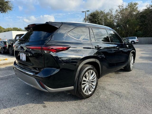 used 2024 Toyota Highlander car, priced at $49,800