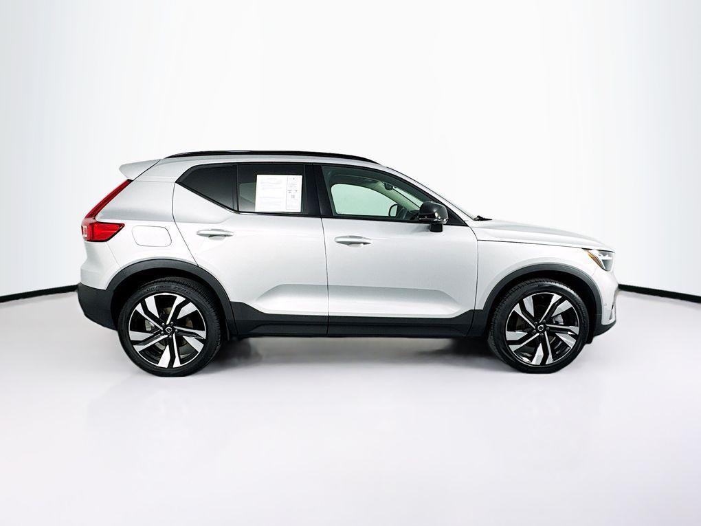 used 2025 Volvo XC40 car, priced at $35,800