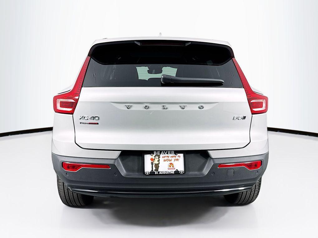 used 2025 Volvo XC40 car, priced at $35,800