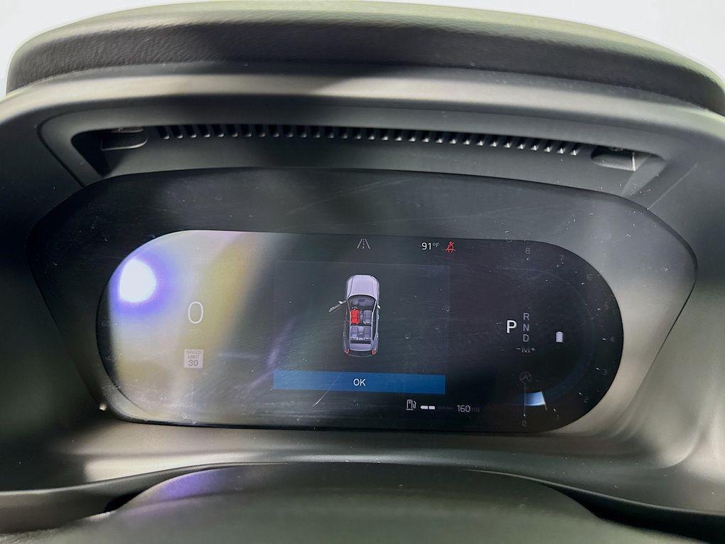 used 2025 Volvo XC40 car, priced at $35,800