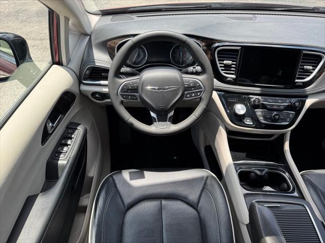 used 2023 Chrysler Pacifica car, priced at $28,300