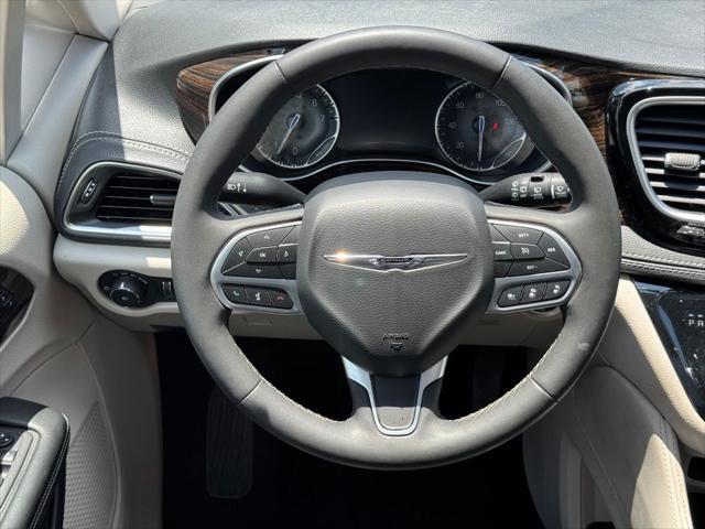 used 2023 Chrysler Pacifica car, priced at $28,300