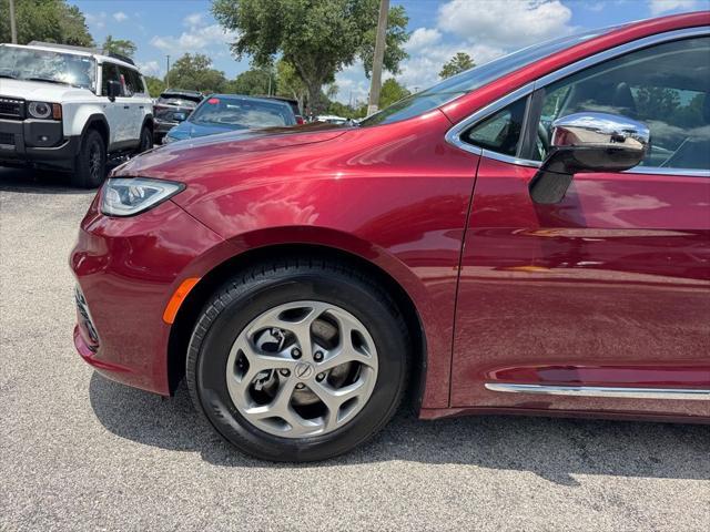 used 2023 Chrysler Pacifica car, priced at $28,300