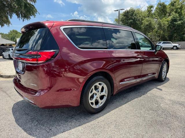 used 2023 Chrysler Pacifica car, priced at $28,300