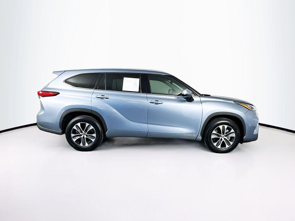 used 2020 Toyota Highlander car, priced at $25,000