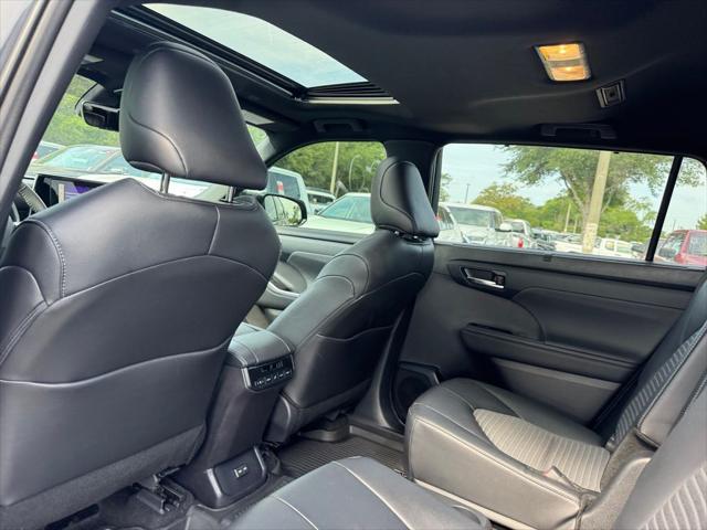 used 2024 Toyota Highlander car, priced at $50,500