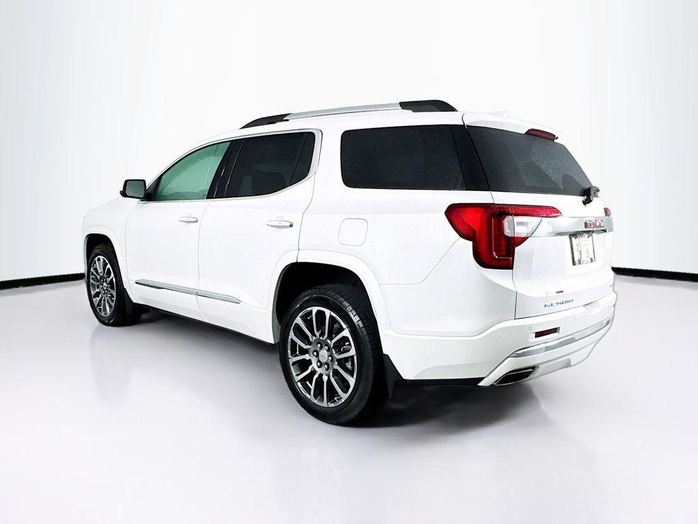 used 2022 GMC Acadia car, priced at $35,200