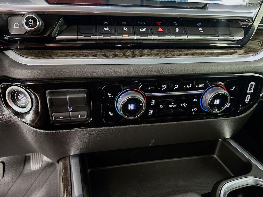 used 2022 Chevrolet Silverado 1500 car, priced at $40,600