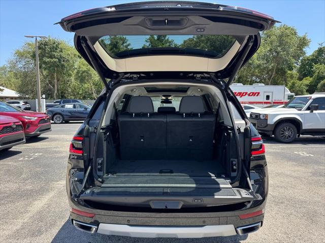 used 2023 BMW X7 car, priced at $52,400