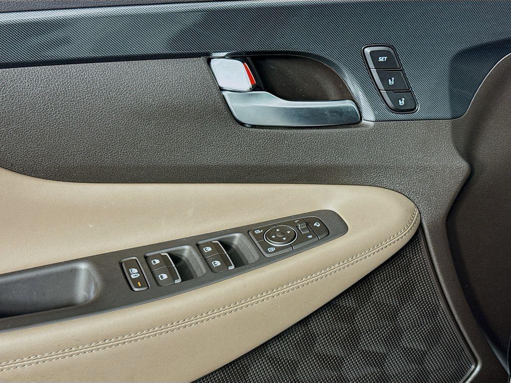 used 2021 Hyundai Santa Fe car, priced at $26,400