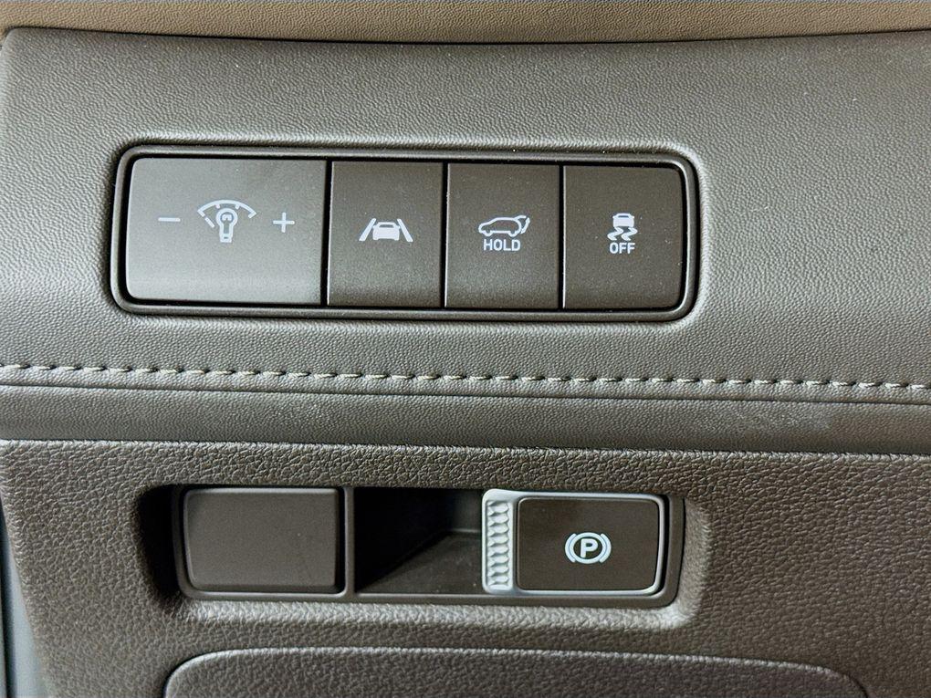 used 2021 Hyundai Santa Fe car, priced at $26,400