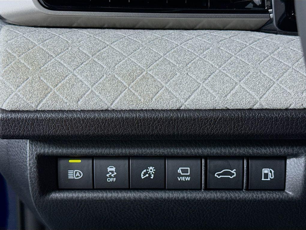 new 2025 Toyota Camry car, priced at $40,986