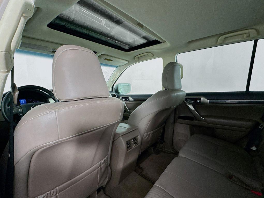 used 2019 Lexus GX 460 car, priced at $33,000