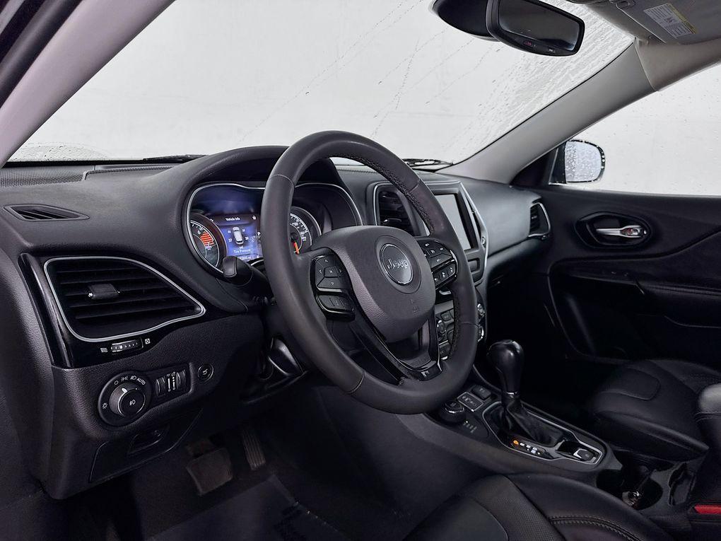 used 2023 Jeep Cherokee car, priced at $21,900