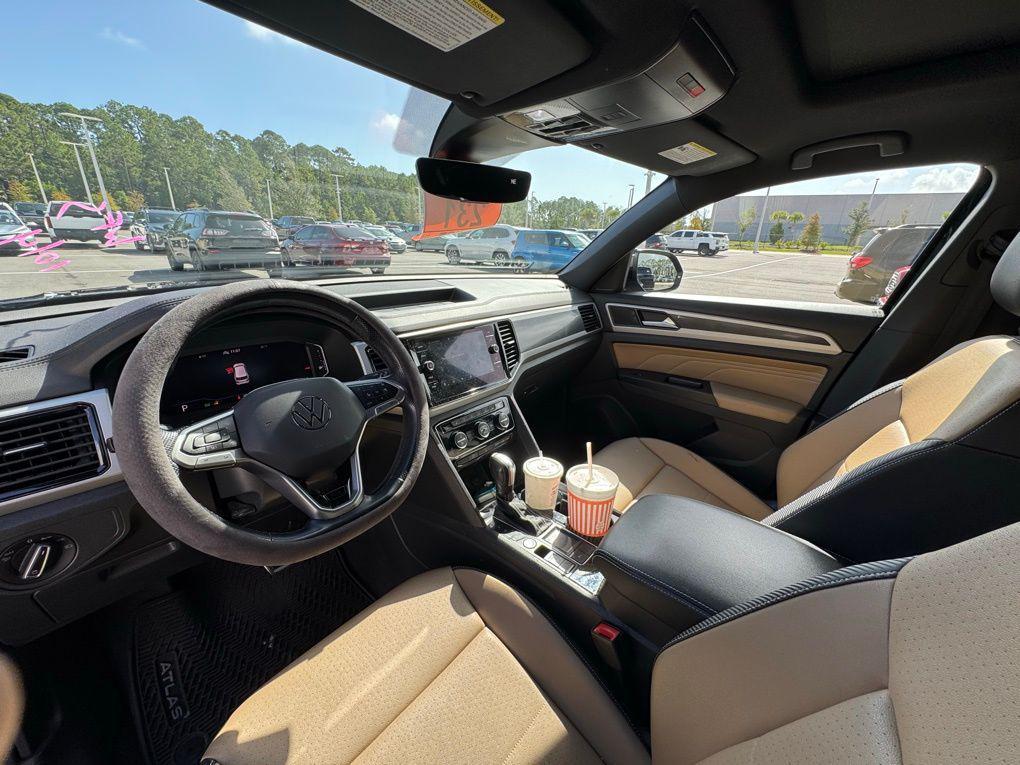 used 2021 Volkswagen Atlas Cross Sport car, priced at $23,700