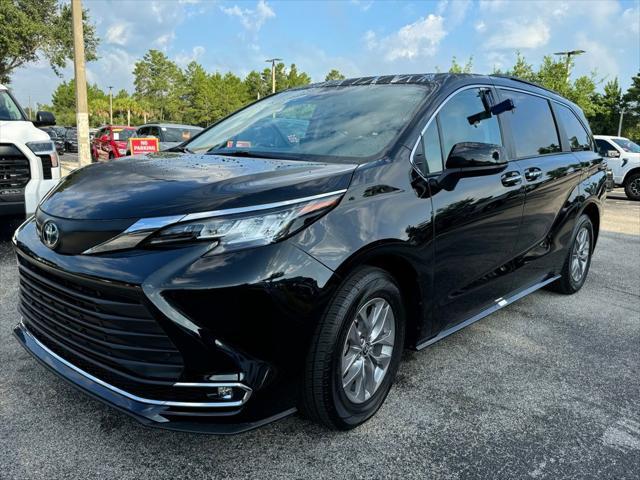 used 2023 Toyota Sienna car, priced at $40,900