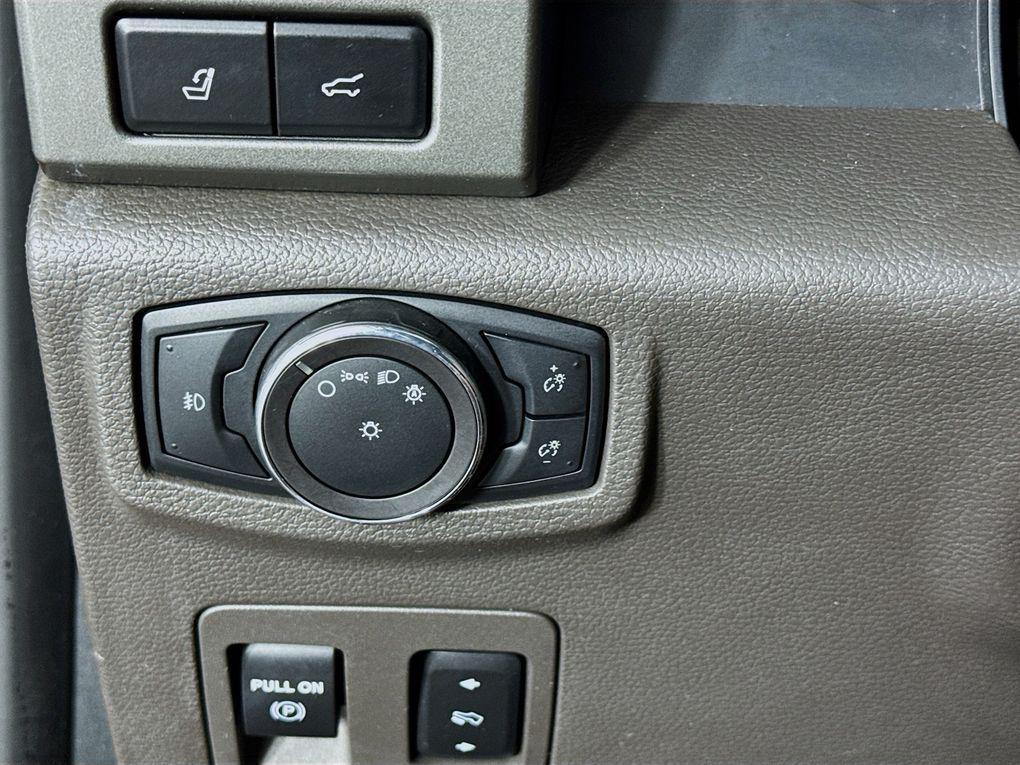 used 2018 Ford Expedition Max car, priced at $16,800