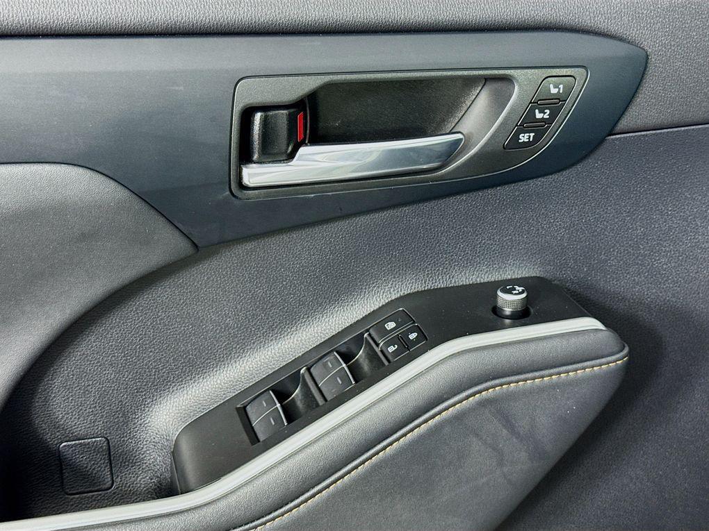 used 2023 Toyota Highlander Hybrid car, priced at $41,800