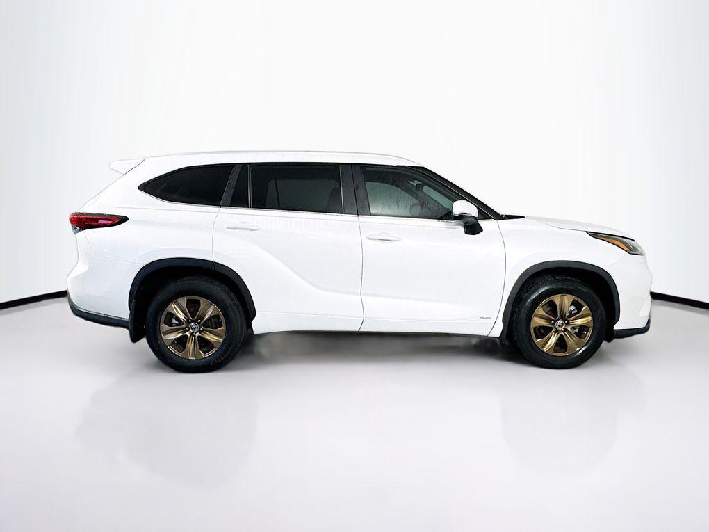 used 2023 Toyota Highlander Hybrid car, priced at $41,800