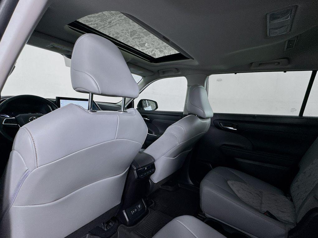 used 2023 Toyota Highlander Hybrid car, priced at $41,800
