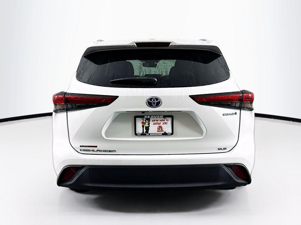 used 2023 Toyota Highlander Hybrid car, priced at $41,800