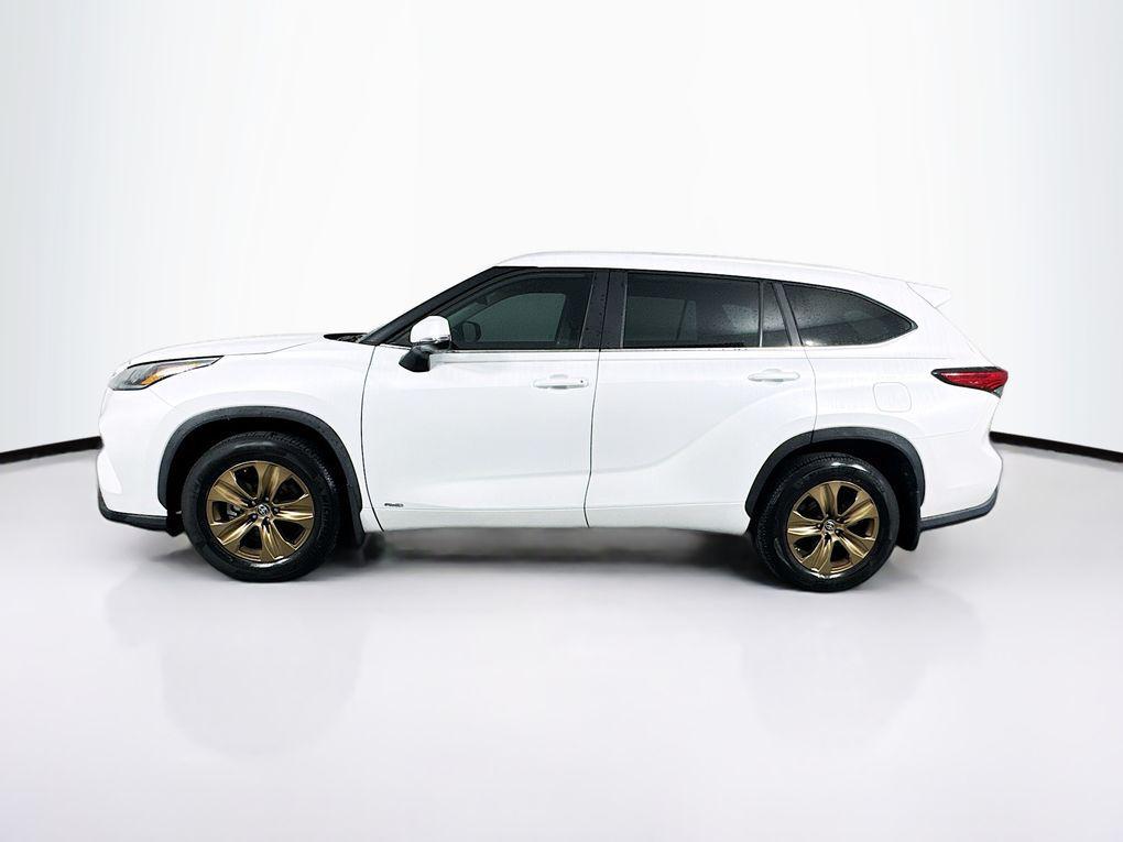 used 2023 Toyota Highlander Hybrid car, priced at $41,800