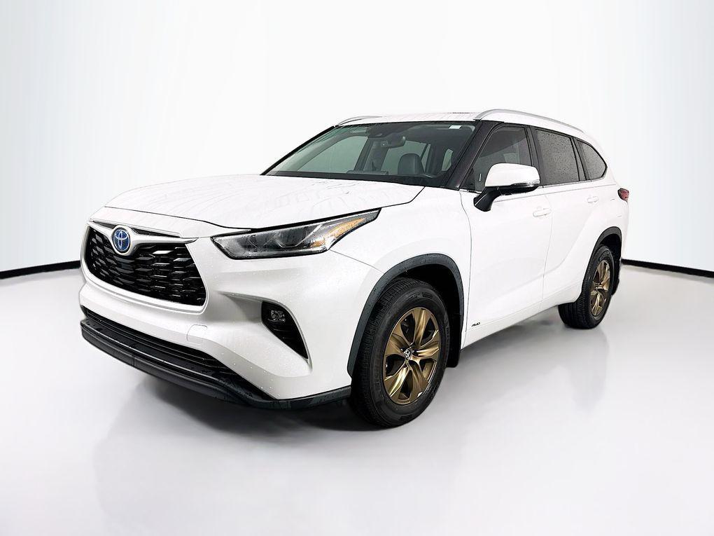 used 2023 Toyota Highlander Hybrid car, priced at $41,800