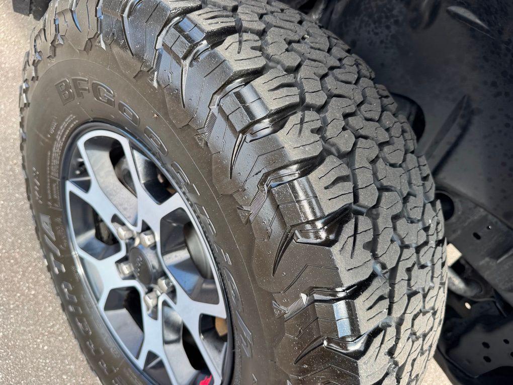 used 2021 Jeep Wrangler Unlimited car, priced at $36,700