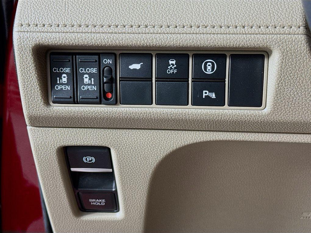 used 2022 Honda Odyssey car, priced at $26,600