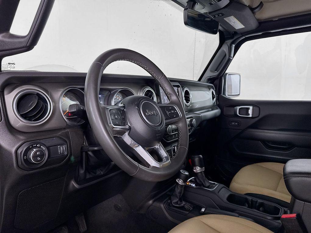 used 2023 Jeep Gladiator car, priced at $27,800