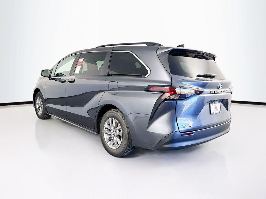 new 2025 Toyota Sienna car