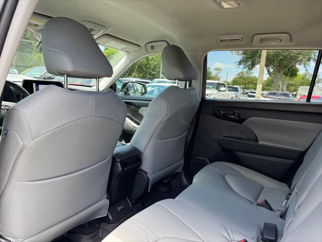 used 2023 Toyota Highlander car, priced at $34,600