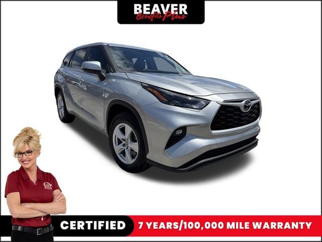 used 2023 Toyota Highlander car, priced at $34,600