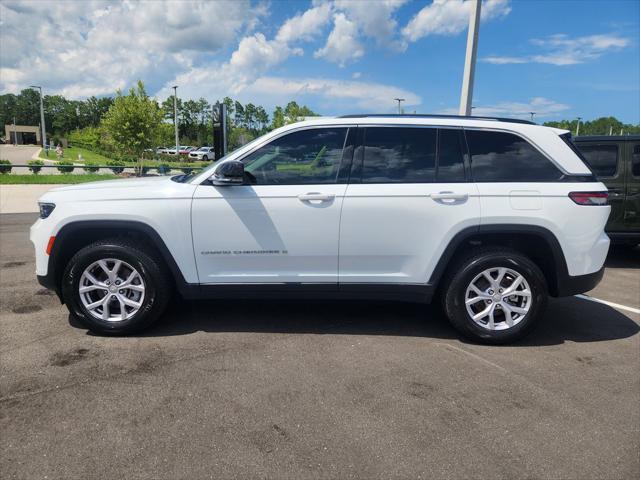 used 2022 Jeep Grand Cherokee car, priced at $28,600