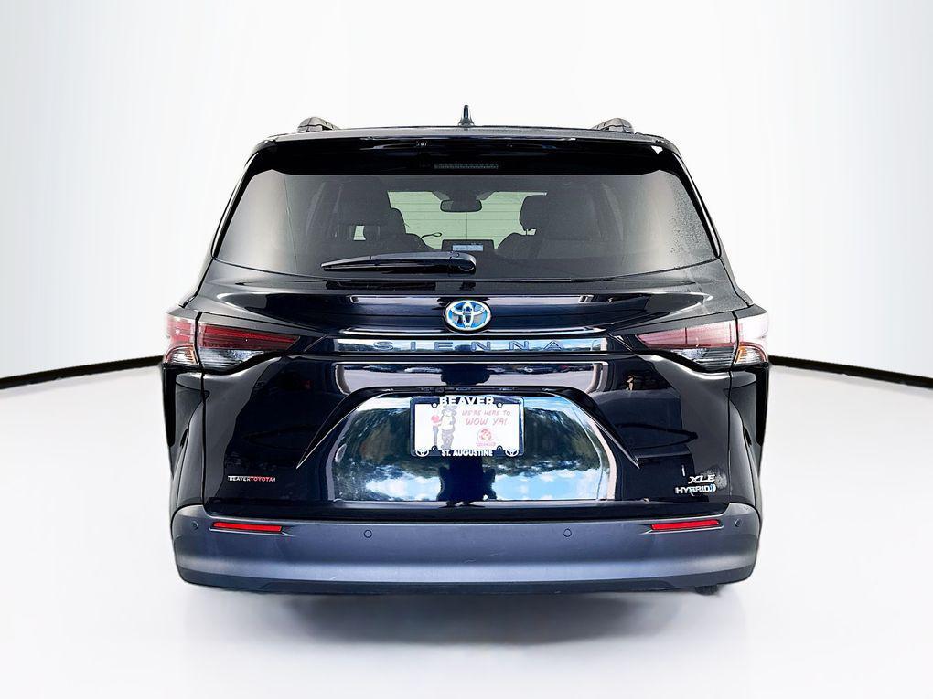used 2024 Toyota Sienna car