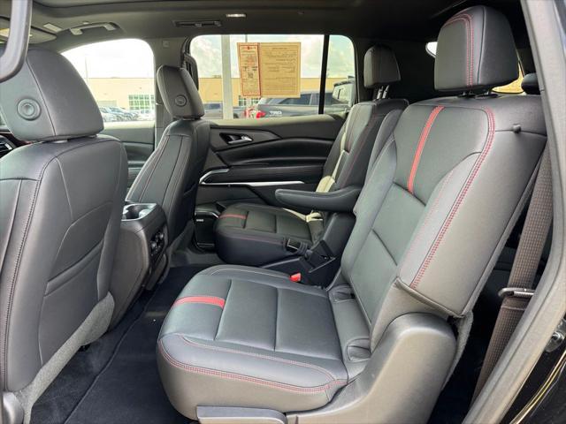 used 2024 Chevrolet Traverse car, priced at $53,800