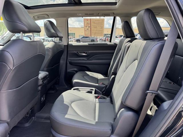 used 2025 Toyota Grand Highlander car, priced at $57,100