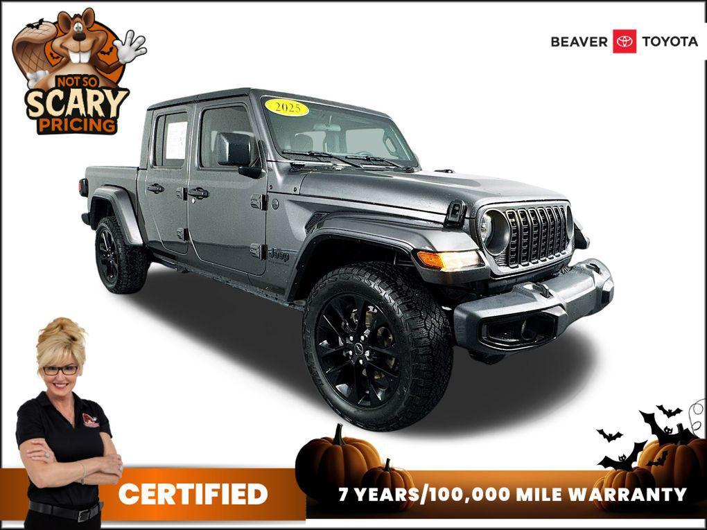 used 2025 Jeep Gladiator car, priced at $37,900
