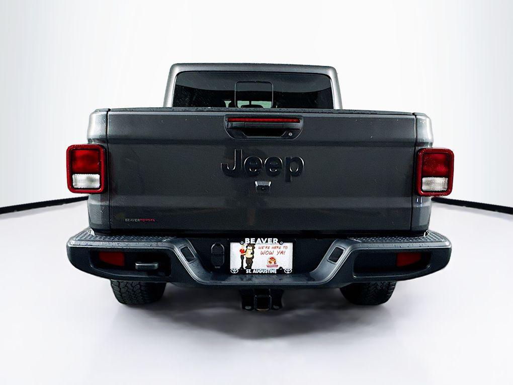 used 2025 Jeep Gladiator car, priced at $37,900