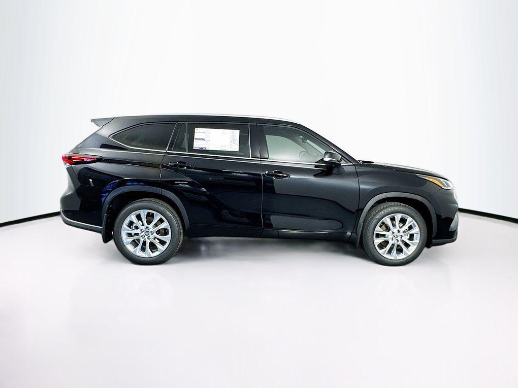 new 2026 Toyota Highlander car, priced at $52,761