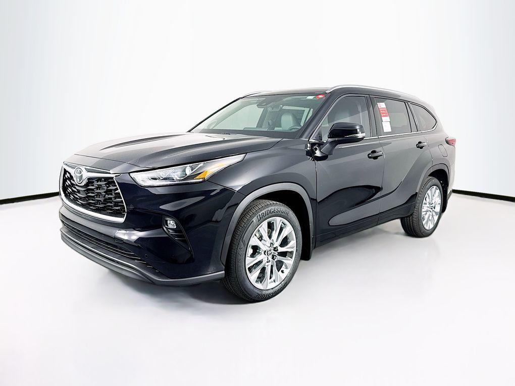 new 2026 Toyota Highlander car, priced at $52,761