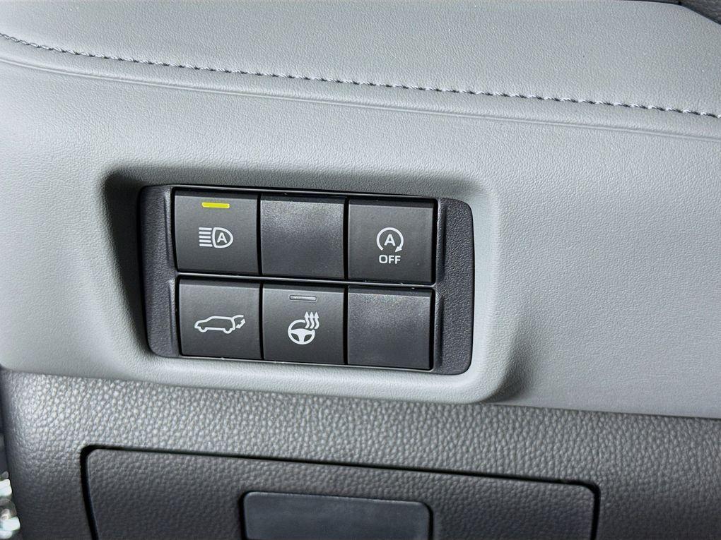 new 2026 Toyota Highlander car, priced at $52,761