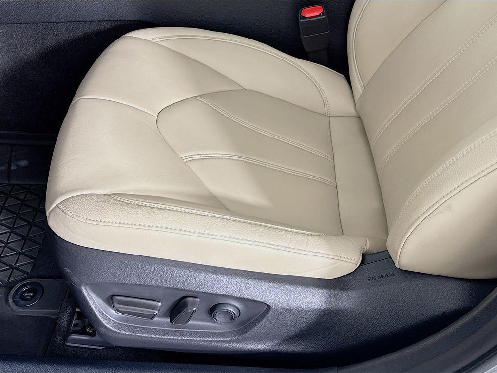 used 2022 Toyota Avalon Hybrid car, priced at $28,300